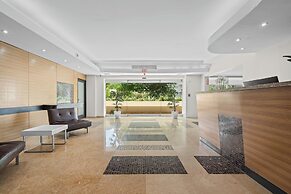 Olimpo Court by Otium