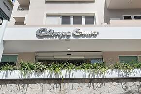 Olimpo Court by Otium