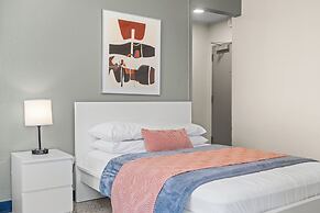 Olimpo Court by Otium
