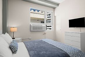 Olimpo Court by Otium