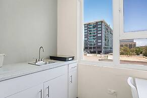 Olimpo Court by Otium