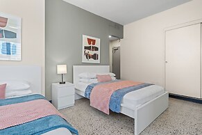 Olimpo Court by Otium