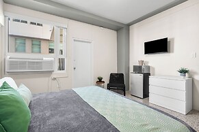 Olimpo Court by Otium