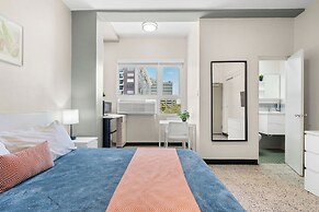 Olimpo Court by Otium