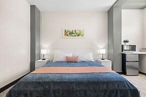 Olimpo Court by Otium