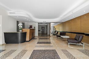 Olimpo Court by Otium