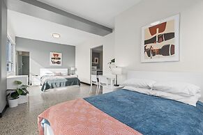 Olimpo Court by Otium