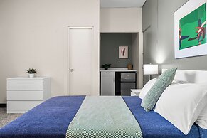 Olimpo Court by Otium
