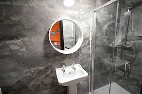 Georgias Gate Studio Cottage - Sleeps 4 & Pets Ok
