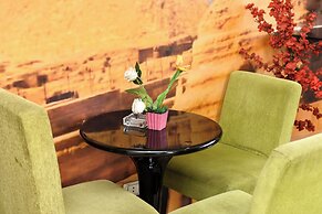 lora Altahrir hotel
