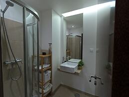 Oasis by Templesuites