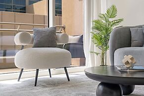 Silkhaus Bay Square 13
