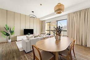 Silkhaus Amwaj 4
