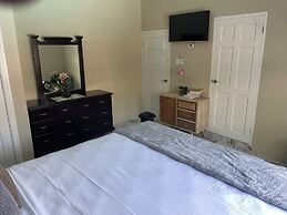 360 Rokview Suites