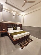 Taj Belleza Vista By Trippizo