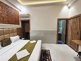 Taj Belleza Vista By Trippizo