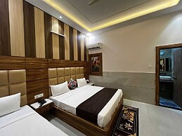 Taj Belleza Vista By Trippizo