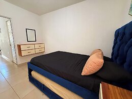 Private Jacuzzi Pool 2 Level House Private Coto