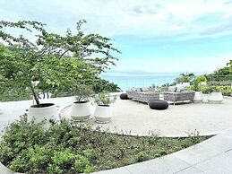 Luxury 2BR Bolongo Ocean View Private Beach