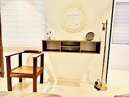 Bolongo: Your Exclusive Oceanfront Escape