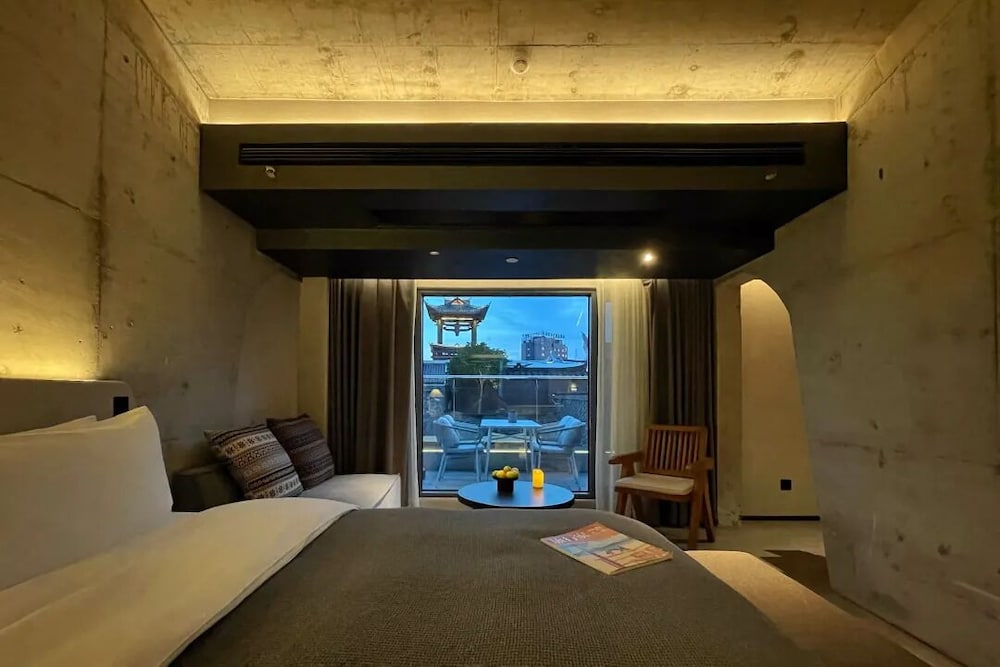 Phoenix Hall House Hotel