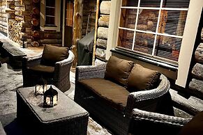 4 Bed Cabin -sleeps 7 - Northern Light Views
