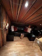 4 Bed Cabin -sleeps 7 - Northern Light Views