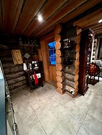 4 Bed Cabin -sleeps 7 - Northern Light Views