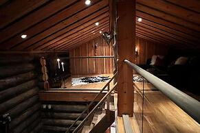 4 Bed Cabin -sleeps 7 - Northern Light Views