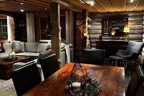4 Bed Cabin -sleeps 7 - Northern Light Views