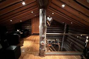 4 Bed Cabin -sleeps 7 - Northern Light Views