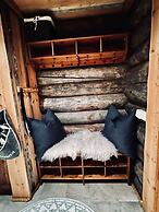 4 Bed Cabin -sleeps 7 - Northern Light Views