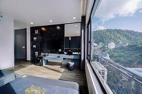 Cat Ba Nam Phong Hotel