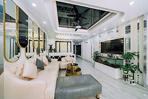 Cat Ba Nam Phong Hotel