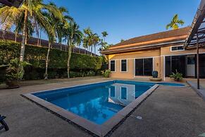 Private Villa Jacuzzi Great Area V170