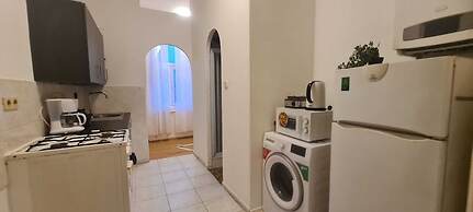 Cozy 2BR Apt Prime Vienna Longstays