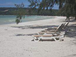 WHITE BEACH RESORT LONGSET