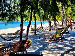 WHITE BEACH RESORT LONGSET