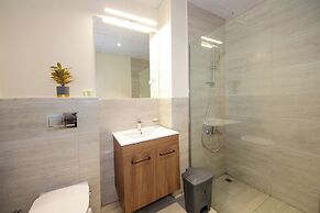 Silk Valley-Luxury 1B near Masdar Park