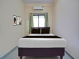 Hotel Crpf V7 Service Apartment