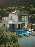 J K Villa With Private Pool