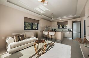 J K Villa With Private Pool