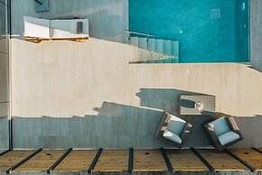 J K Villa With Private Pool