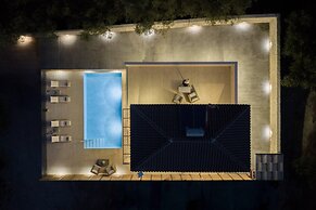 J K Villa With Private Pool