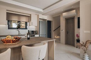 J K Villa With Private Pool