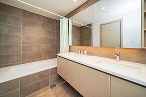 PVH - Creek Gate - Stylish 2BR