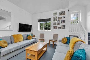 Garden Lodge With Parking By My Getaways