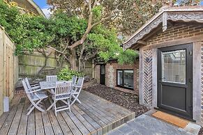 Garden Lodge With Parking By My Getaways
