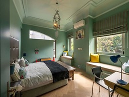 French Elegance in Bishopscourt