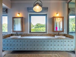 French Elegance in Bishopscourt